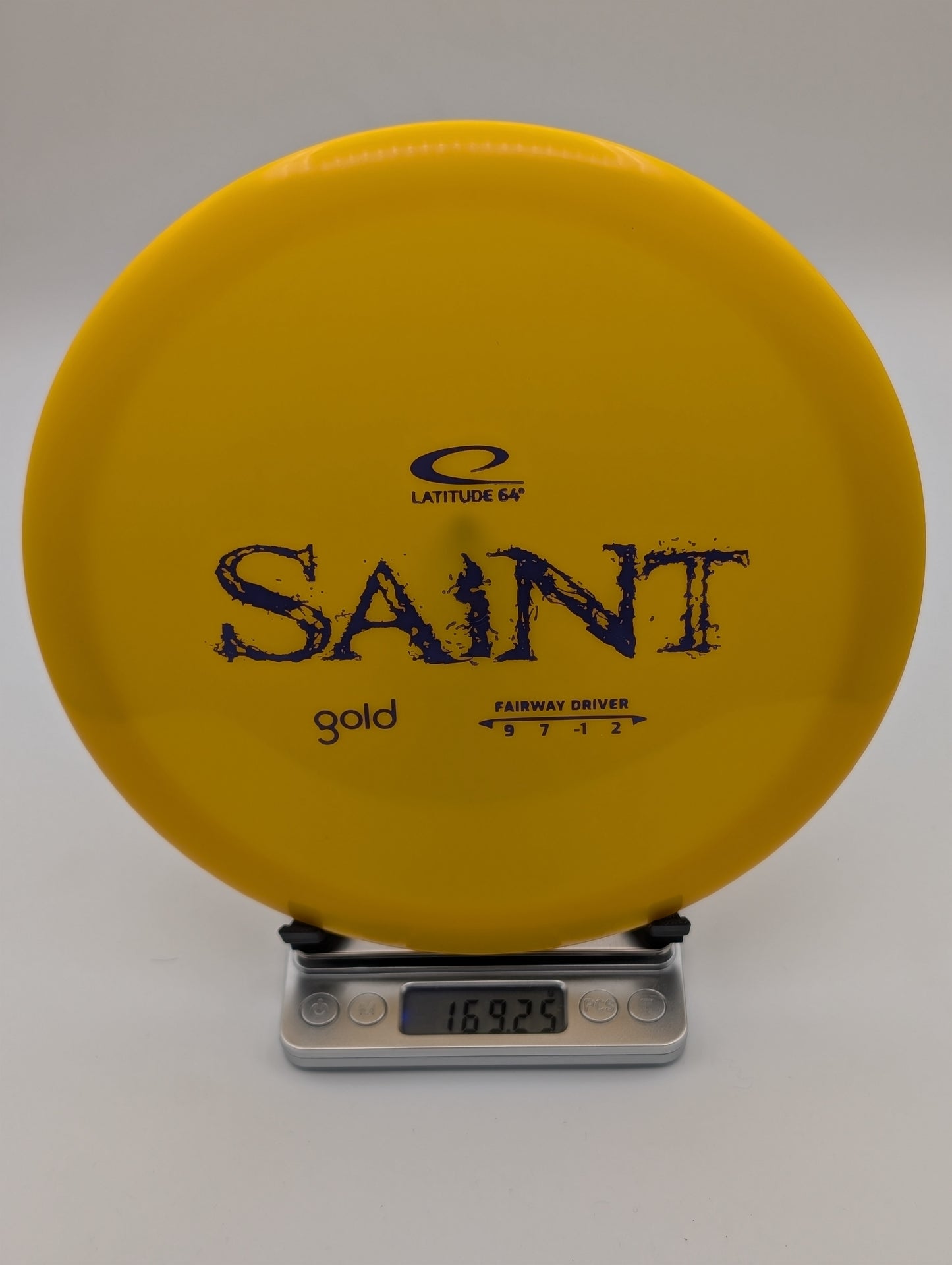Saint (Gold)